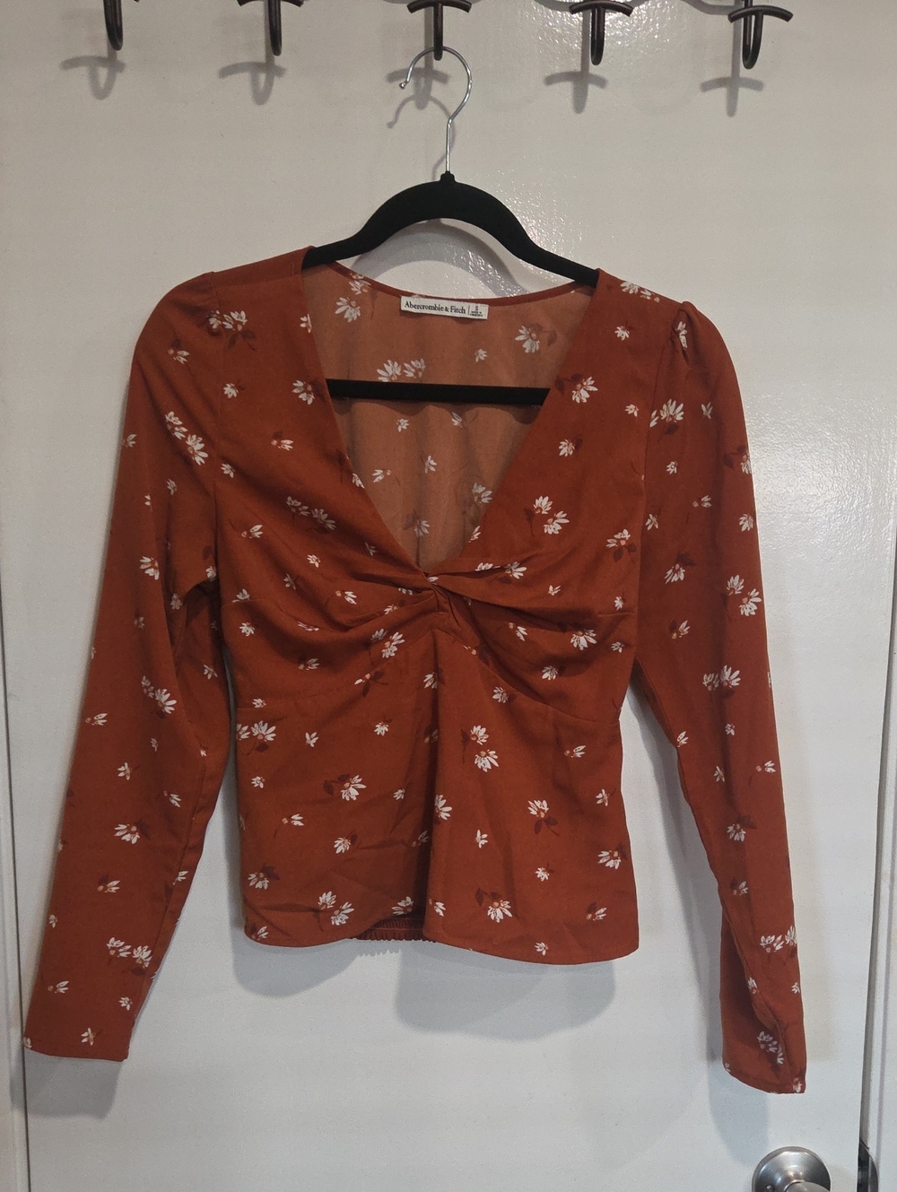Abercrombie & Fitch Rust Orange Floral Twist-Front Long Sleeve Top size small
